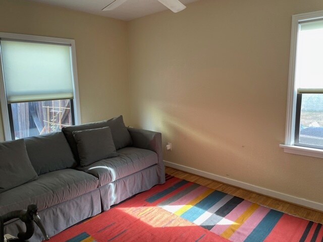 Building Photo - 3237 Madera Ave