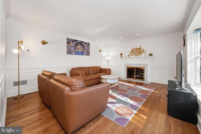 Building Photo - 253 Peoples Way