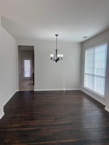 Building Photo - 2004 Golden Oak Dr