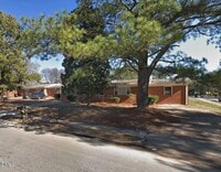 Building Photo - 411 Rose Ln