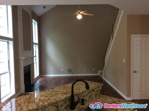 Building Photo - 3939 Berwick Farm Dr