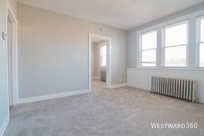 Building Photo - 1242 121st St