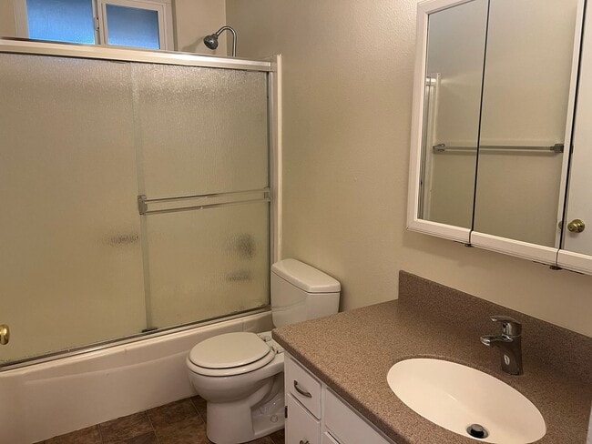 Building Photo - LSSTE715