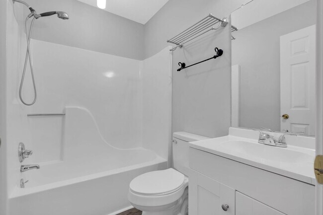 Building Photo - 2270 Ermine Dr