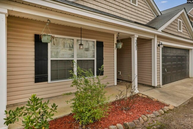 Building Photo - 331 Bracken Dr