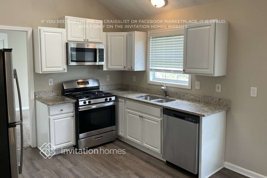 Building Photo - 7754 Providence Point Way