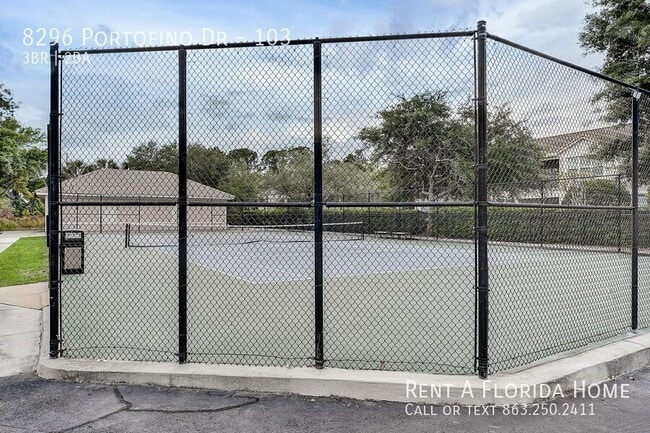 Building Photo - 8296 Portofino Dr