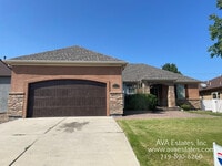Building Photo - 1705 Aquila Dr
