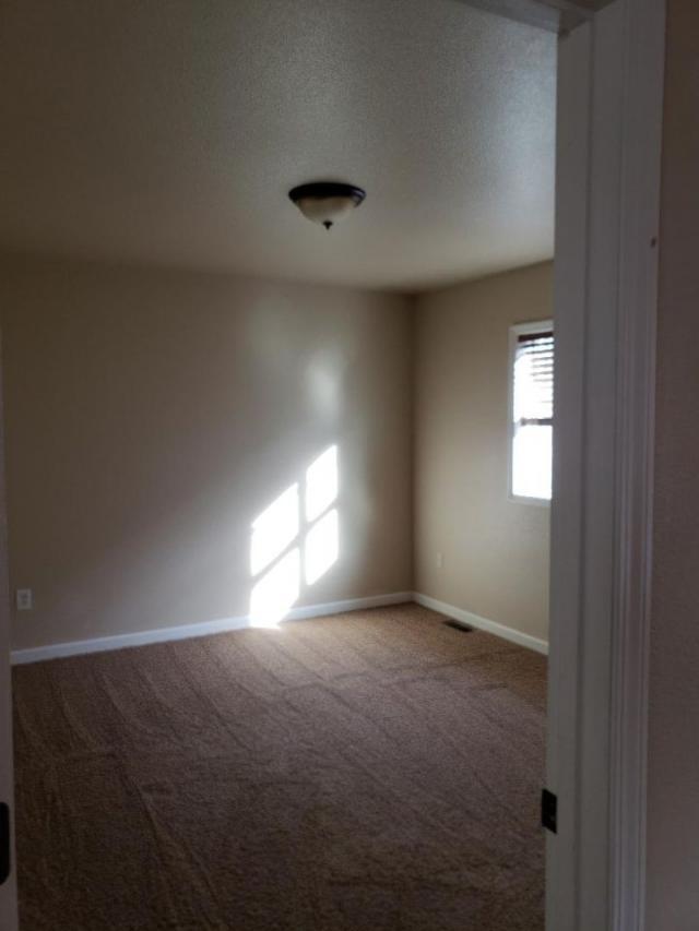 Building Photo - 3 bedroom in Billings MT 59101