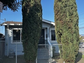 Building Photo - 1577 80th Ave