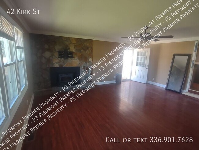 Building Photo - 42 Kirk St