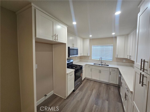 Building Photo - 8062 Trask Ave