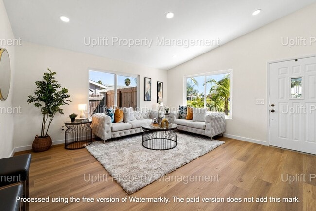 Building Photo - BEAUTIFUL 4 BED 2 BATH WITH ATTACHED 2 CAR...