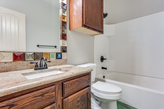 Building Photo - 2714 Merida Ave