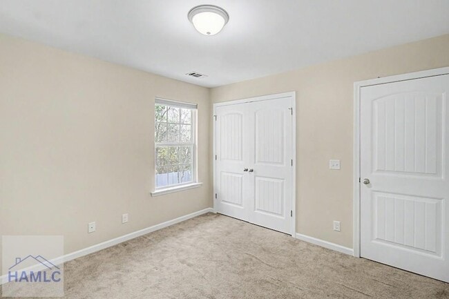 Building Photo - 1235 Peacock Trail