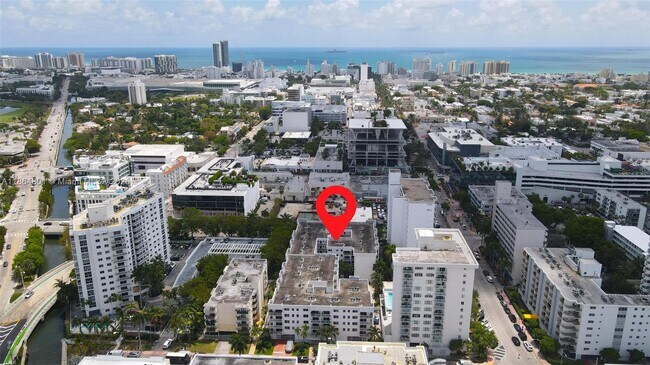 Building Photo - 1666 West Ave