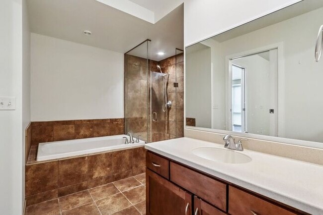 Building Photo - $2,575 | 1 Bedroom, 2 Bathroom Condo | Pet Friendly* | Available for Immediate move-in!