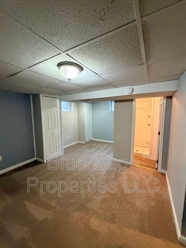 Building Photo - 2118 Valleyview Dr