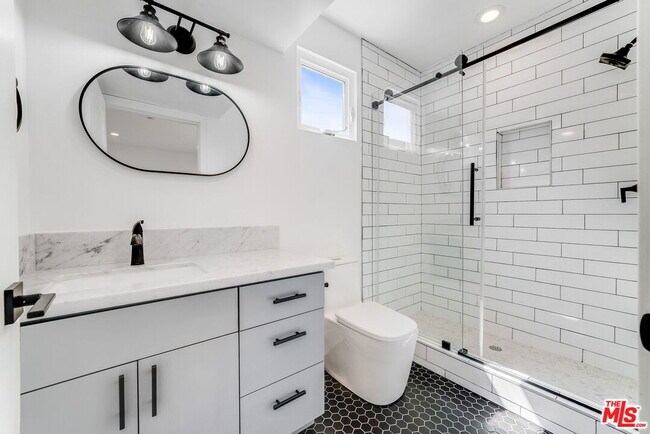 Building Photo - 1433 S Crescent Heights Blvd