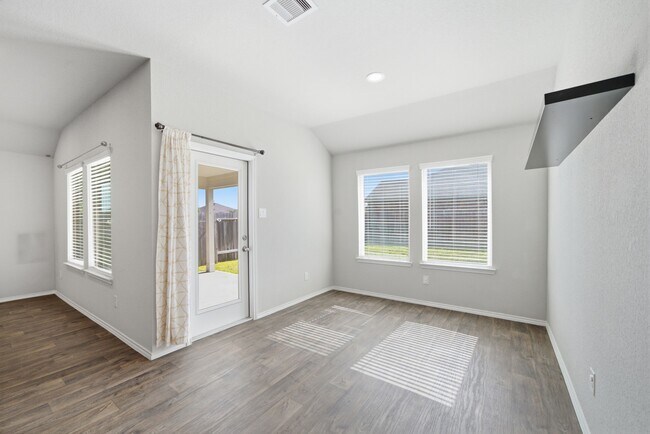 Building Photo - 5222 Greenwood Smt Trl
