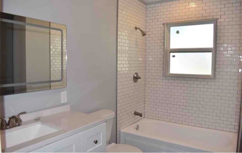 Building Photo - 110 N Bell St