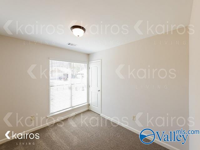 Building Photo - 711 Park Ln