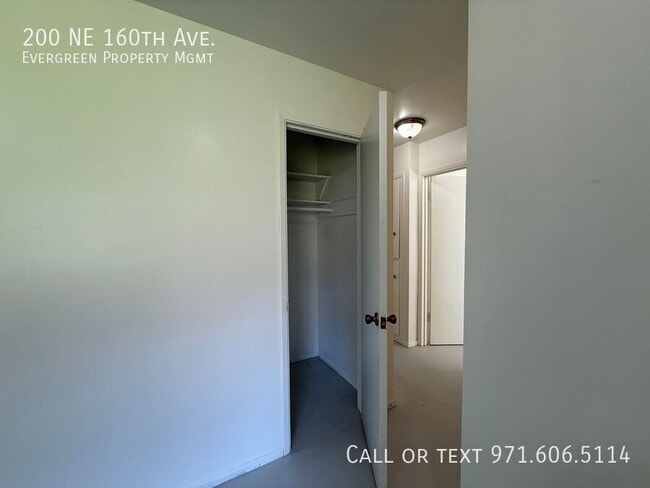 Building Photo - 200 NE 160th Ave