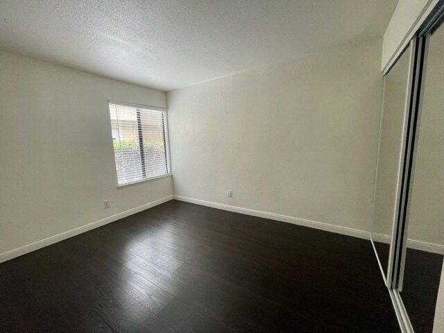 Bedroom 2 & mirrored closet - 2144 Northwood Cir