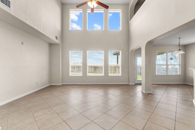 Building Photo - Sweson Farm Charmer!!!