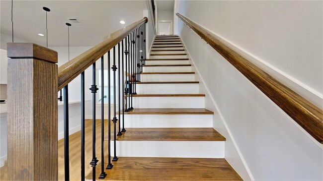 Building Photo - 12232 Kirkgard Dr