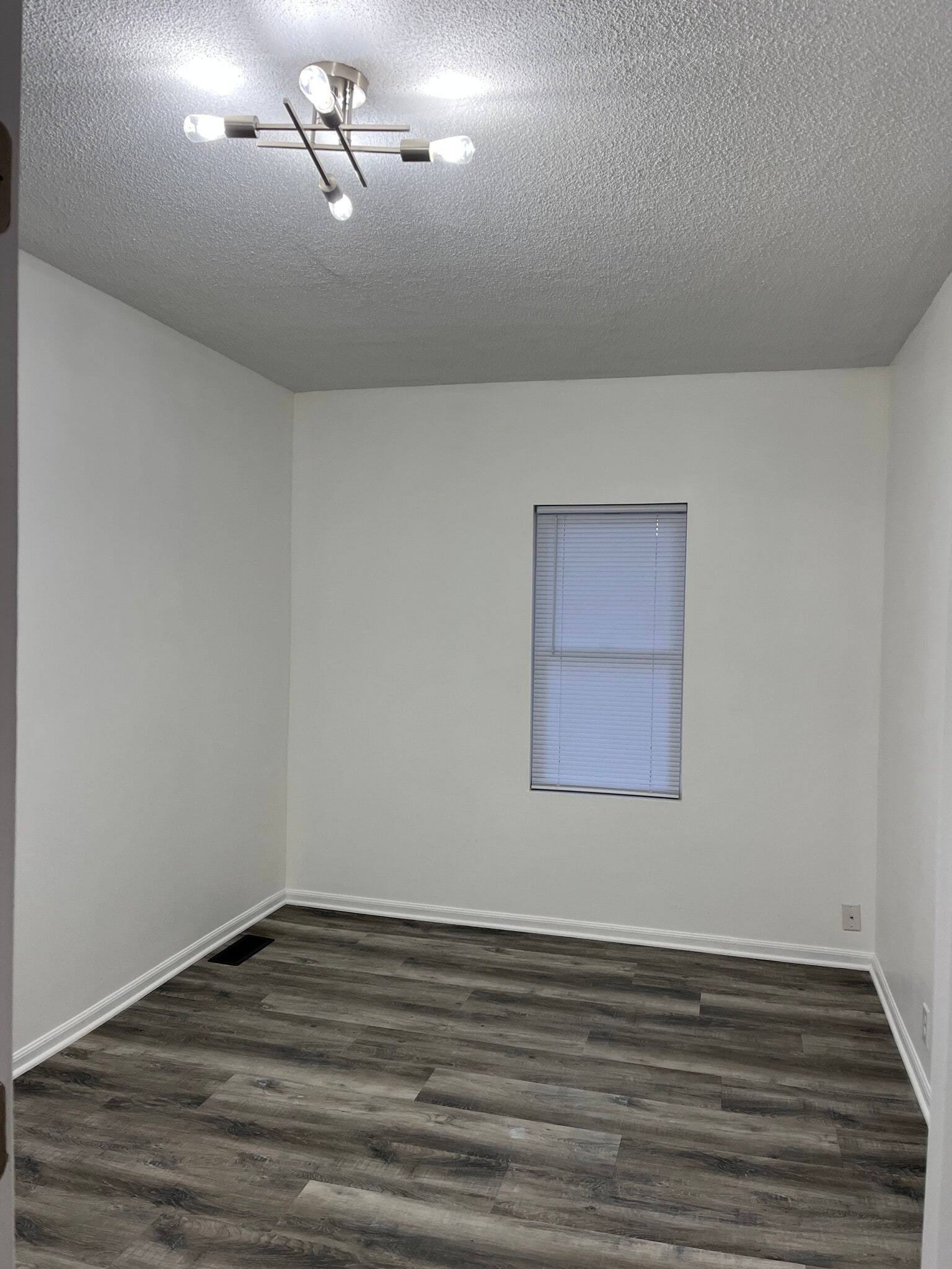 Building Photo - 2227 Avenue G