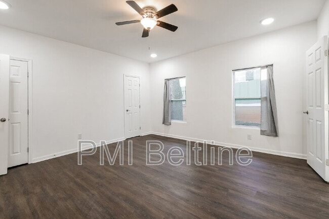 Building Photo - 1321 Bridges Ave SW