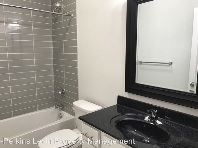 Building Photo - 2008 Bryant Ave S