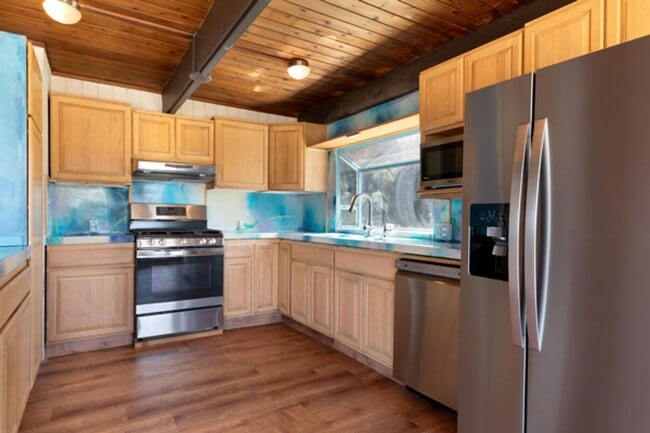 Building Photo - 64-660-660 Puu Olu Pl