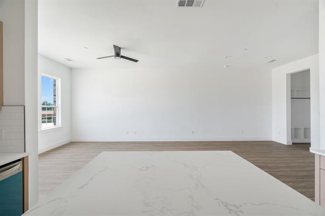 Building Photo - 3449 Sanjeev Dr