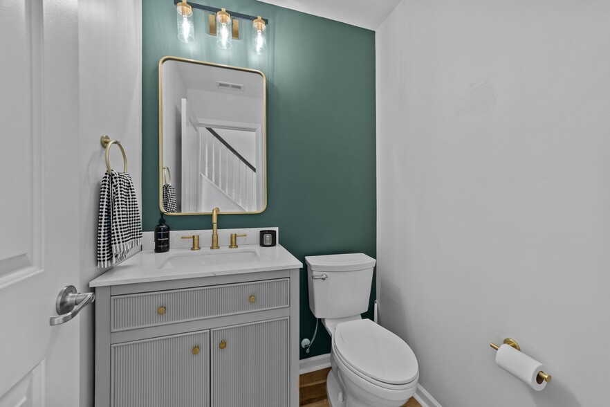 Fully Renovated Powder Room - 1536 Crafton Way