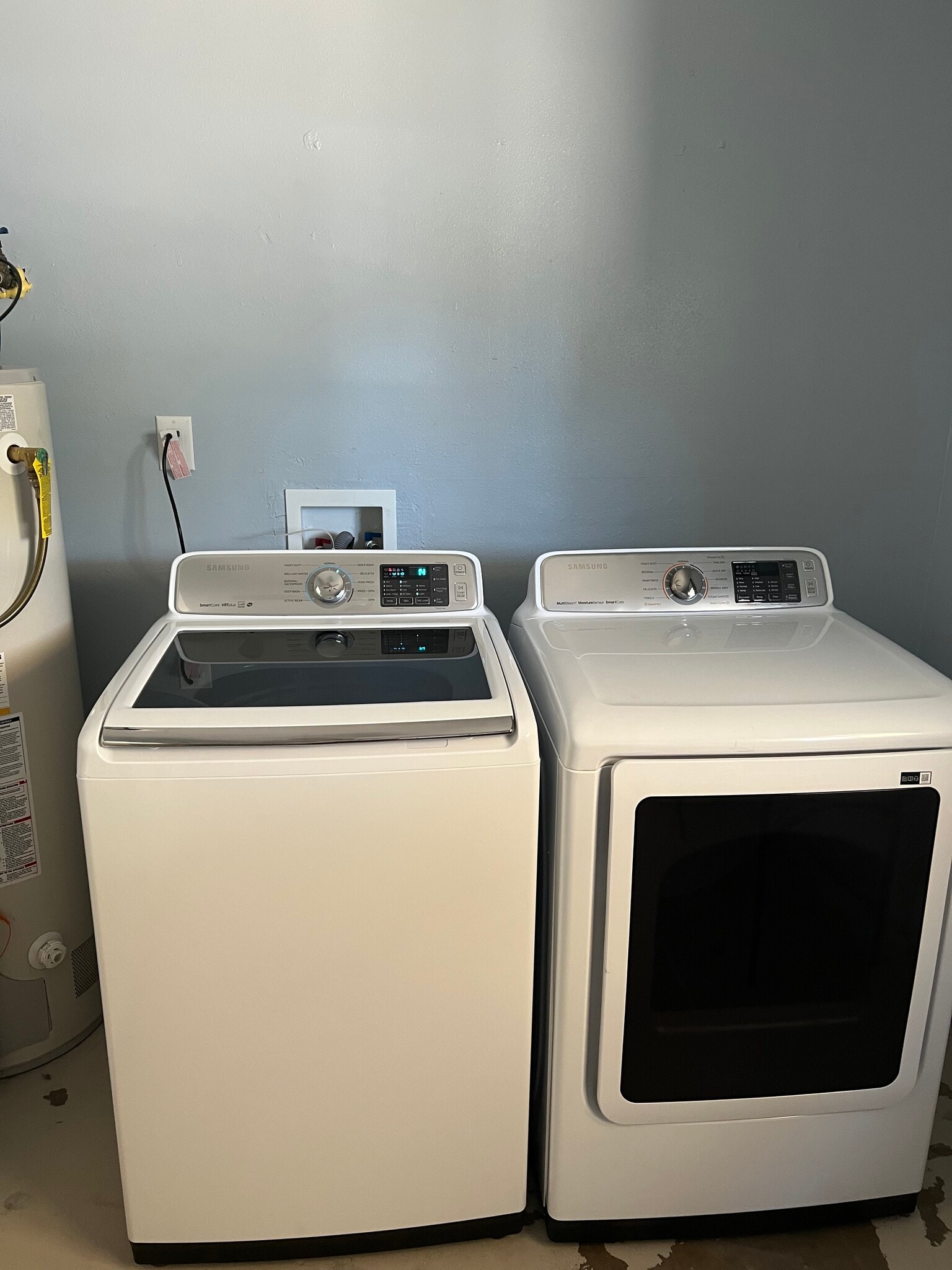 Brand new washer and dryer - 10108 Chapala Ct NE
