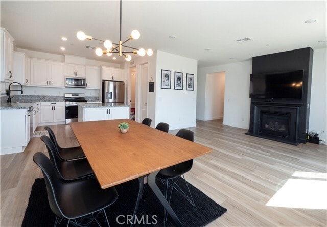 Building Photo - 8005 Rooster Ct