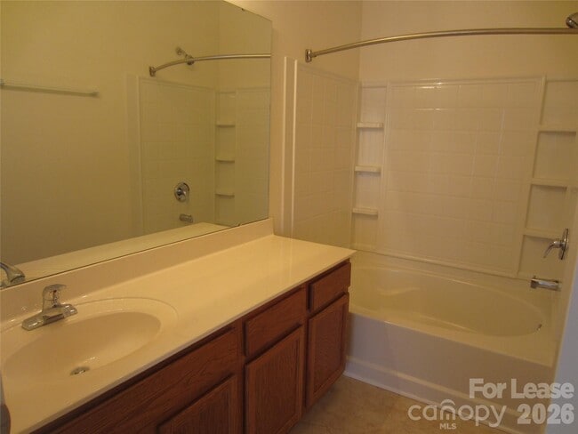 Building Photo - 216 Welton Way