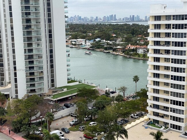 Building Photo - 5555 Collins Ave