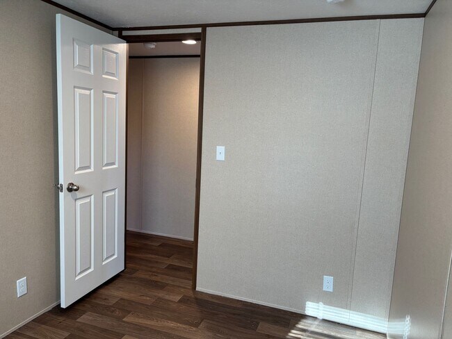 Building Photo - Brand new 3 bed, 2 bath single wide mobile home located in Eagle Springs!