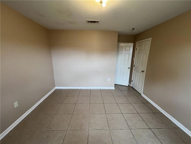 Building Photo - 9102 Titans Dr