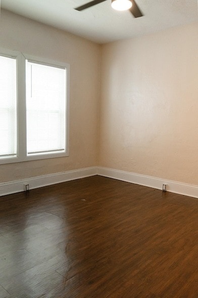 Building Photo - 515 N Monroe St