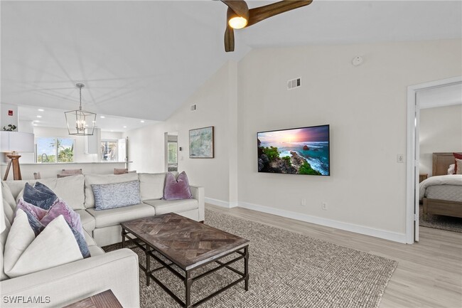 Building Photo - 10682 Gulf Shore Dr
