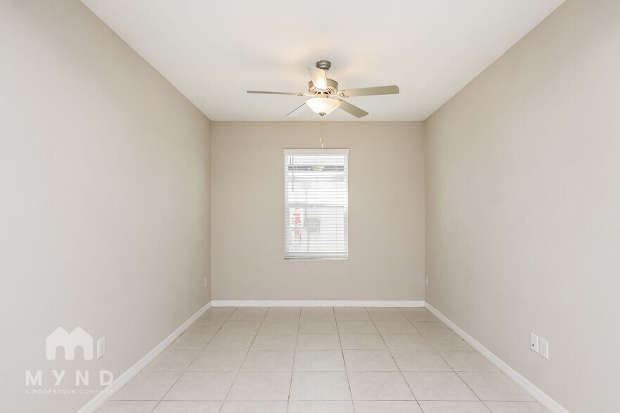 Building Photo - 31526 Sun Kettle Lp