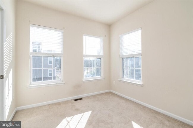 Building Photo - 12500 Rustic Rock Ln