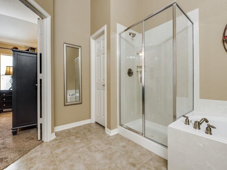 Building Photo - 2725 Enchanted Eve Dr