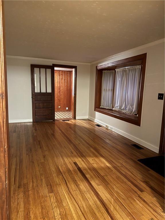 Building Photo - 498 Ridge Ave