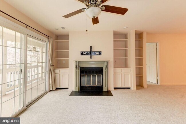 Building Photo - 10195 Ashbrooke Ct