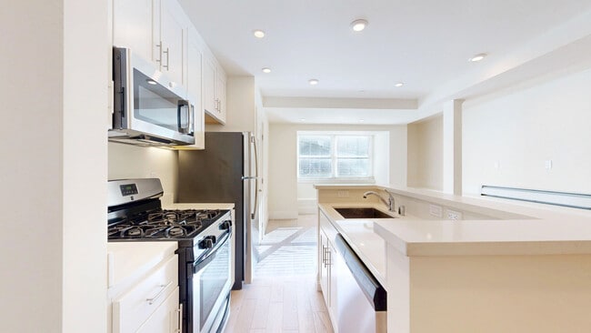 Building Photo - 4736 Balboa St